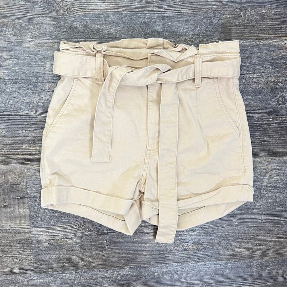 Express High Waist Tan Denim Belted Shorts size 4 B186